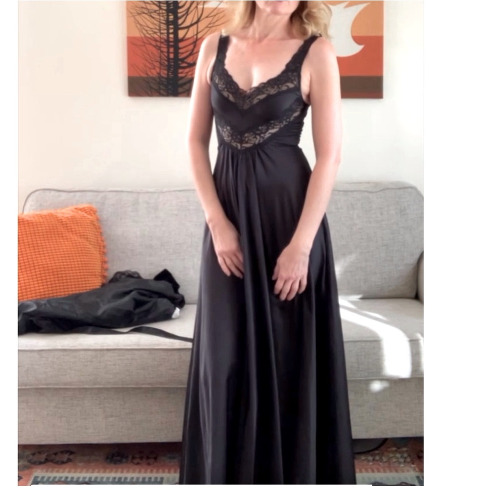 VTG Undercover Wear Small Black Nightgown with full sweep skirt 70s 80s